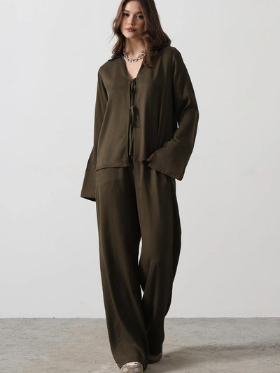Front-Piped Blouse and Pants Set